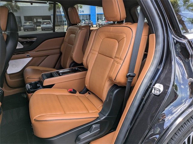 Used 2023 Lincoln Aviator Black Label w/ Dynamic Handling Package image 15