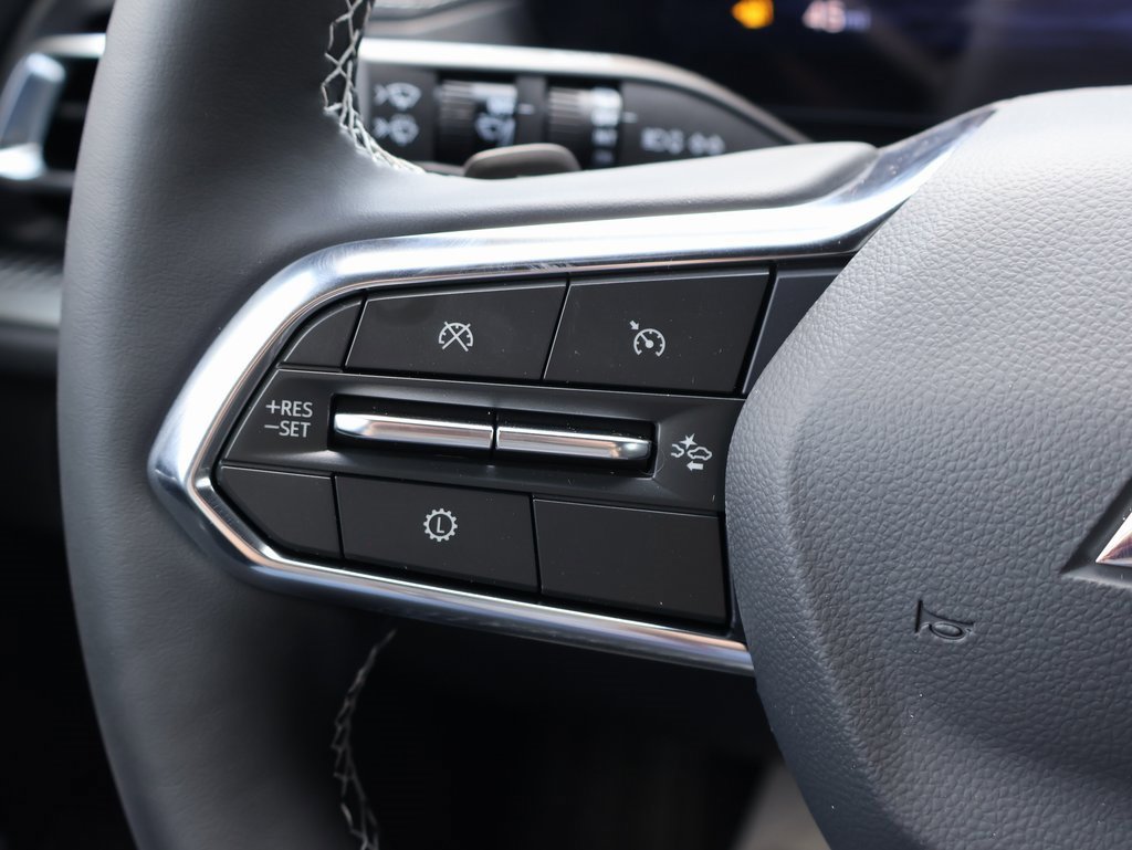 New 2025 Chevrolet Traverse LT w/ Driver Confidence Package image 16