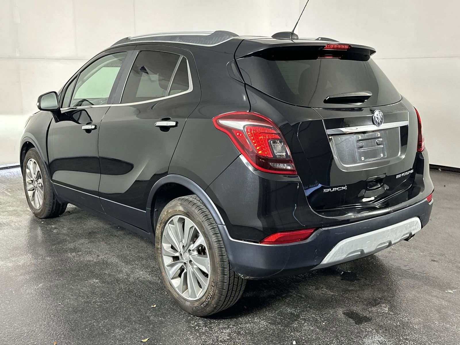Used 2017 Buick Encore Essence image 6