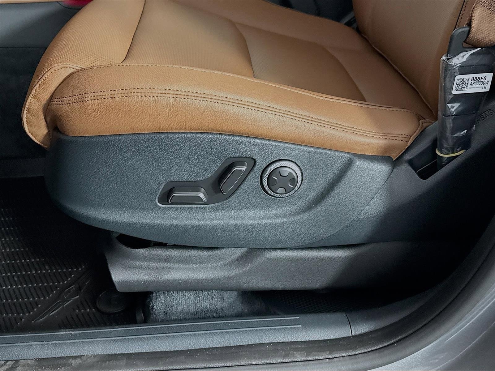 New 2026 Genesis GV70 2.5T Advanced image 22