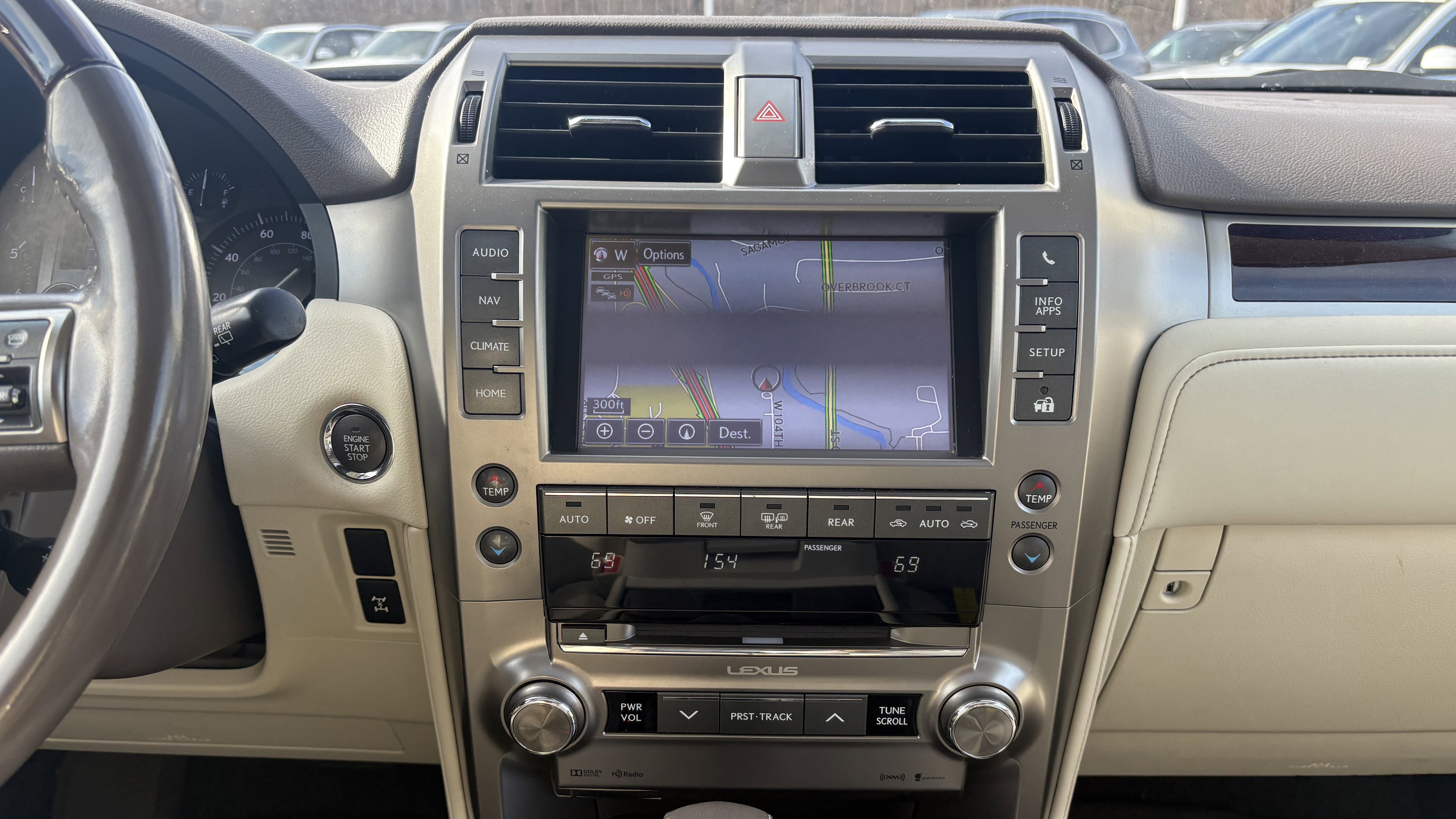 Used 2017 Lexus GX 460 Premium image 31
