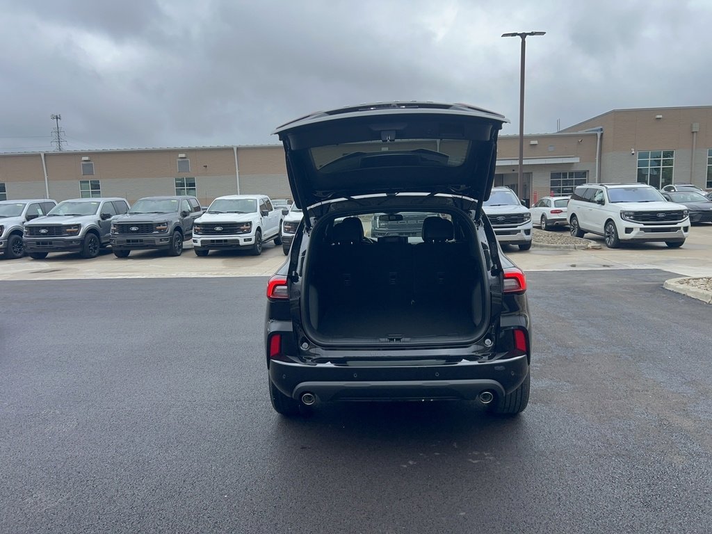 New 2026 Ford Escape ST-Line Elite image 6