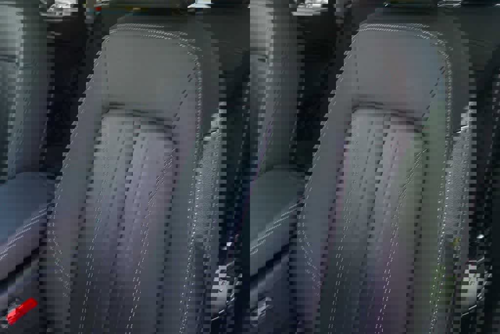 Used 2021 Audi Q5 Premium w/ Convenience Package image 20