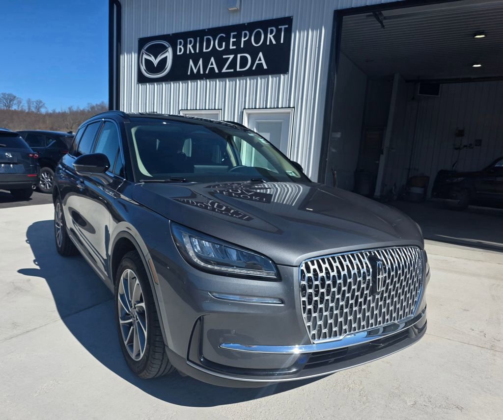 Used 2025 Lincoln Corsair AWD w/ Equipment Group 101A