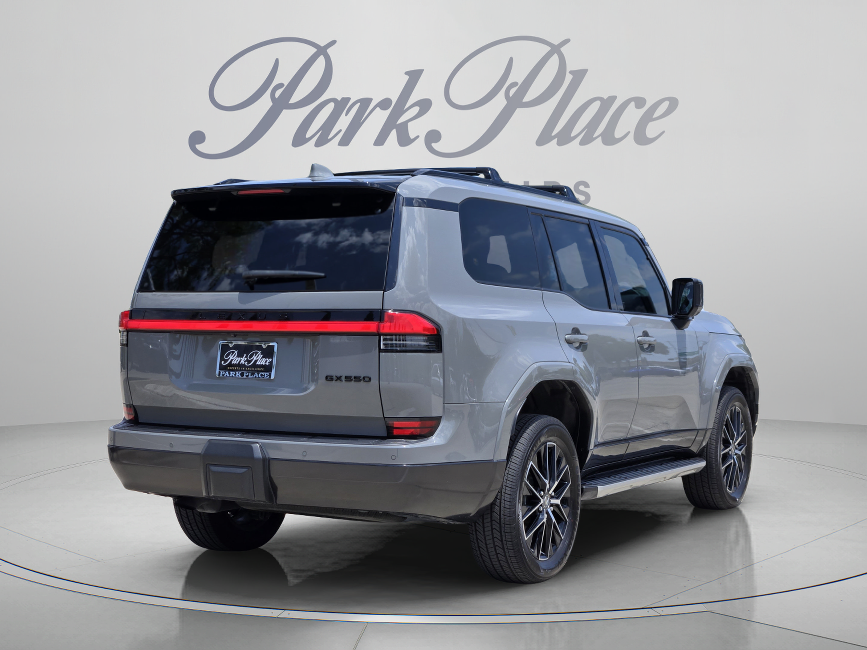 Used 2024 Lexus GX 550 w/ Cold Area Package AWD/4WD image 5