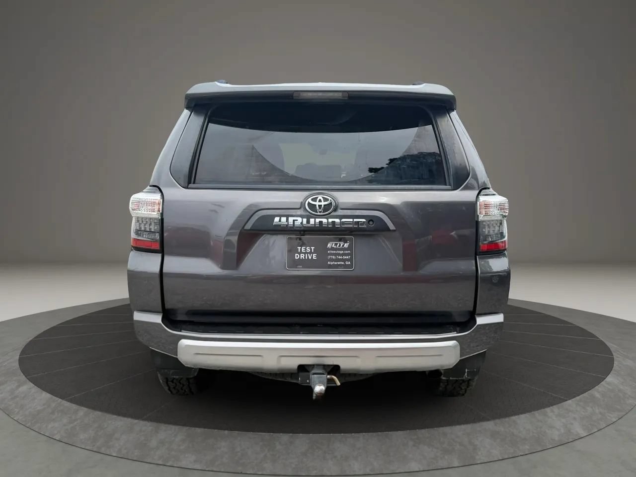 Used 2017 Toyota 4Runner TRD Off-Road AWD/4WD image 5
