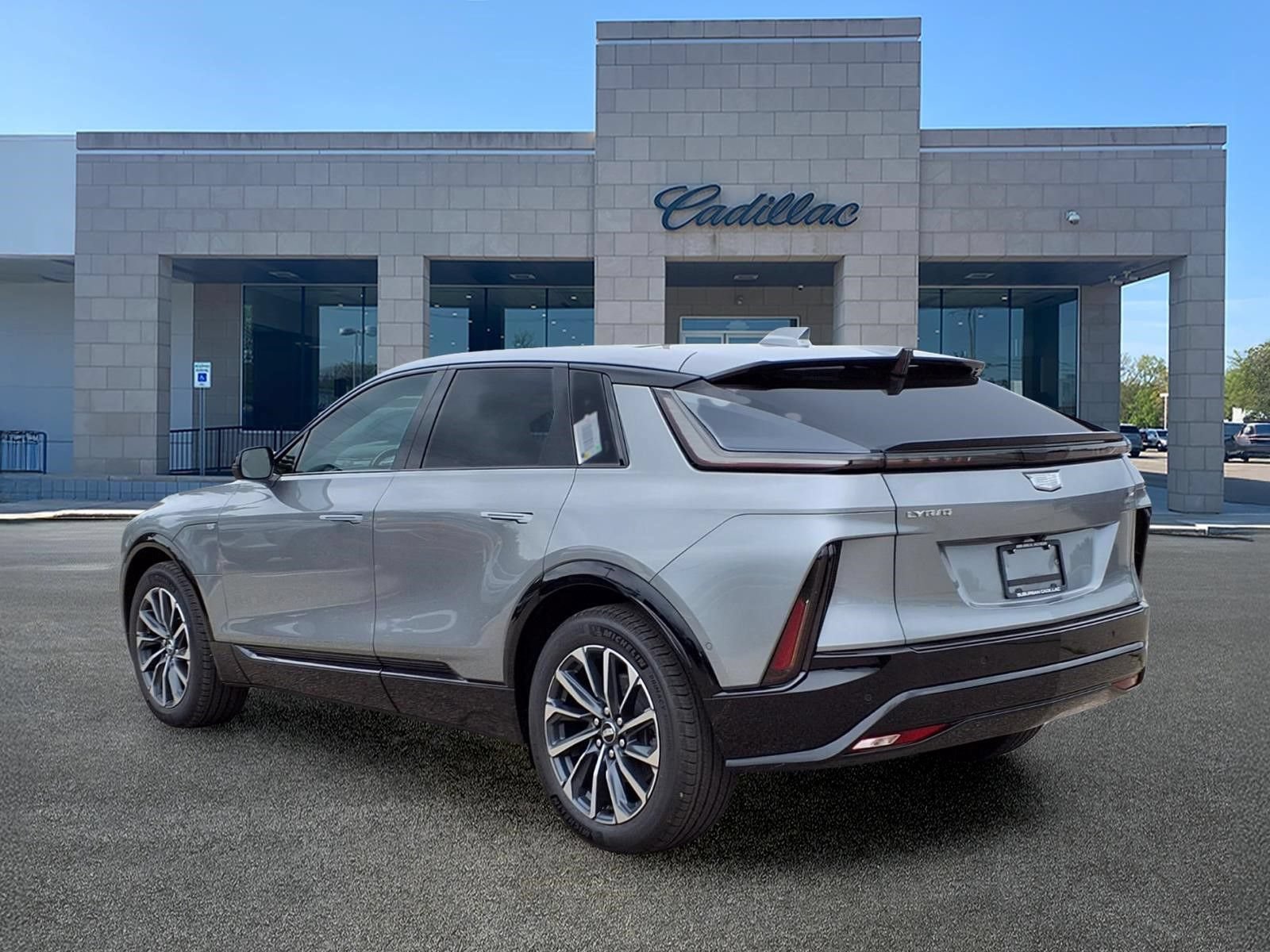 New 2027 Cadillac Lyriq Sport w/ LPO, Floor Liner Package AWD/4WD image 6