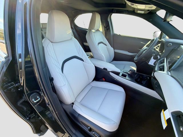 New 2025 Lexus UX 300h FWD image 14