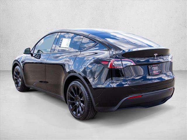 Used 2022 Tesla Model Y Long Range AWD/4WD image 7