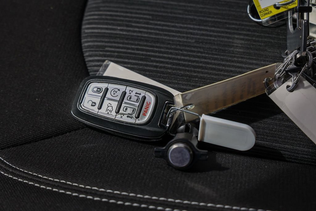 Used 2024 Chrysler Voyager LX FWD image 30