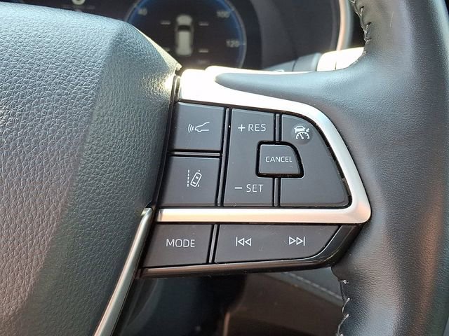 Used 2023 Toyota Highlander Platinum AWD/4WD image 25