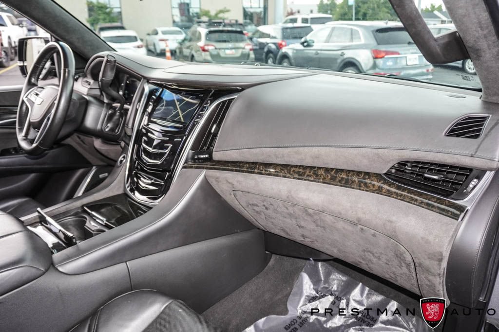 Used 2019 Cadillac Escalade Platinum AWD/4WD image 47