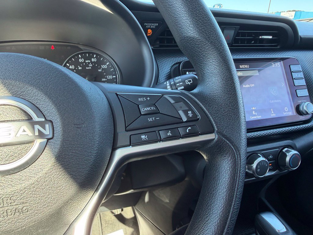 Used 2023 Nissan Kicks SV FWD image 17