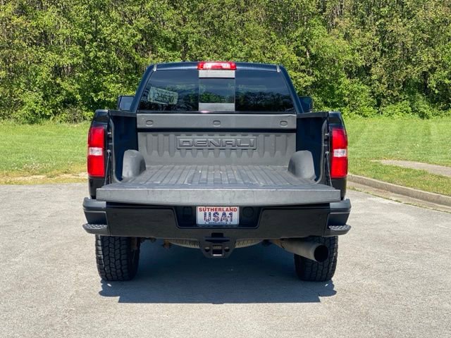 Used 2018 GMC Sierra 2500 Denali w/ Duramax Plus Package AWD/4WD image 15