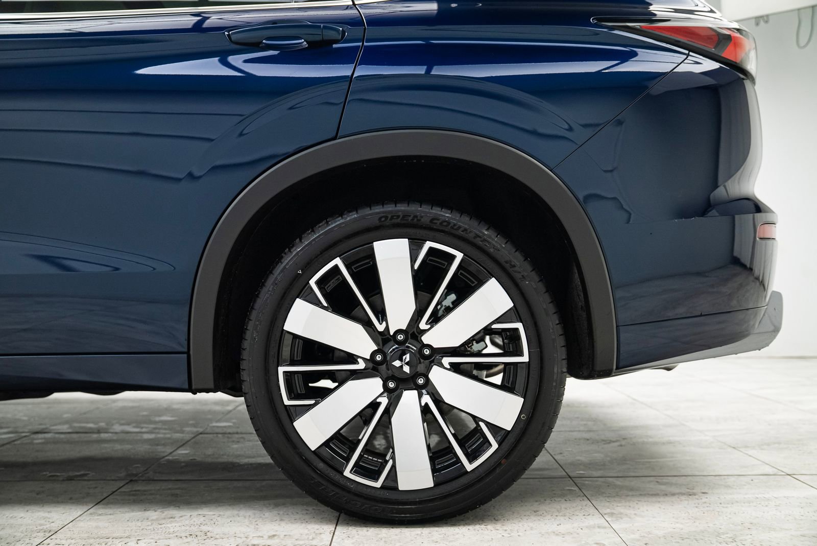 New 2026 Mitsubishi Outlander SE image 28