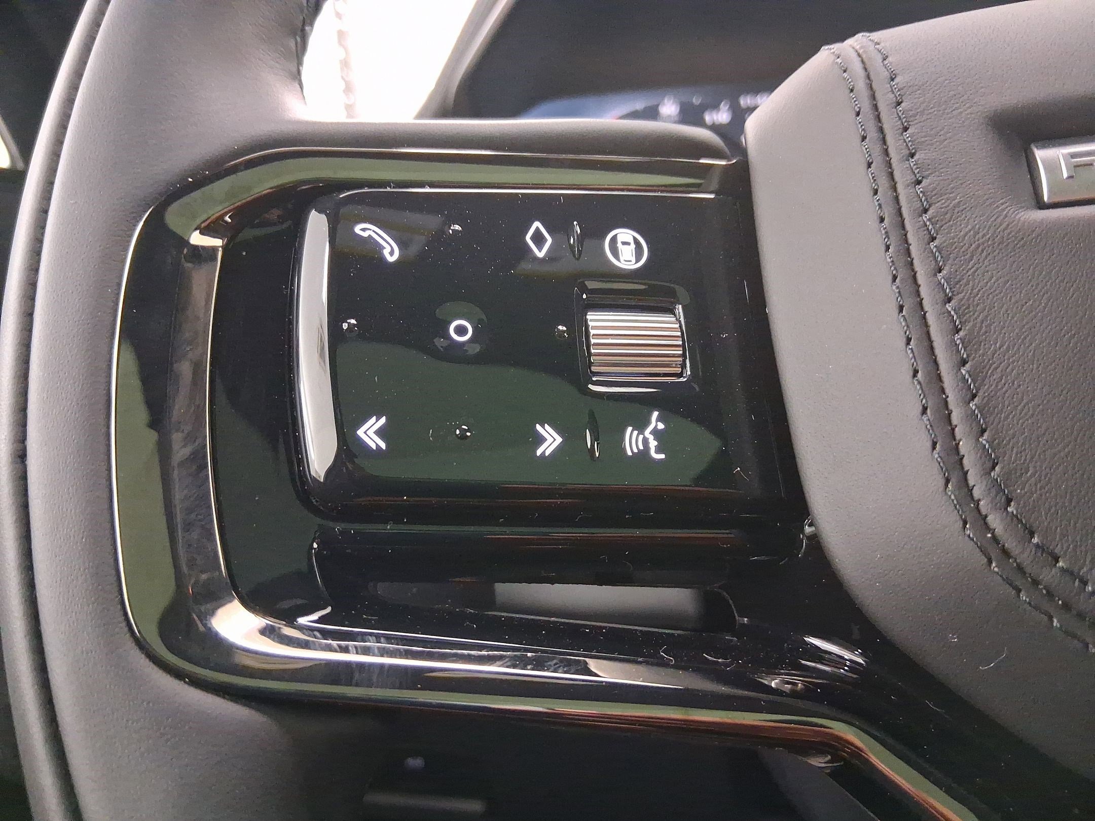 New 2025 Land Rover Range Rover Sport Dynamic SE image 15