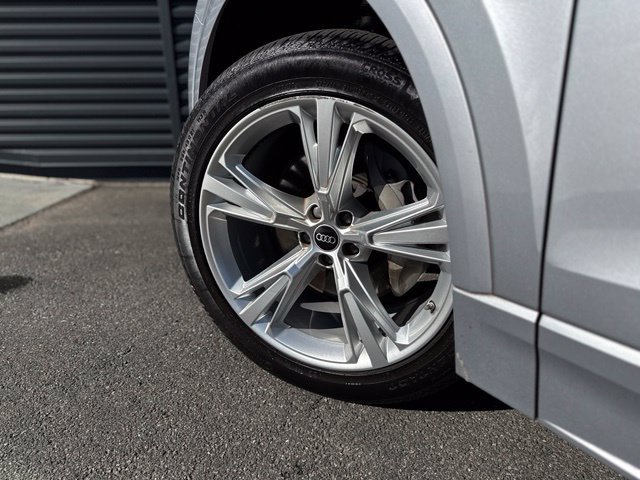 Used 2022 Audi Q8 Premium AWD/4WD image 36