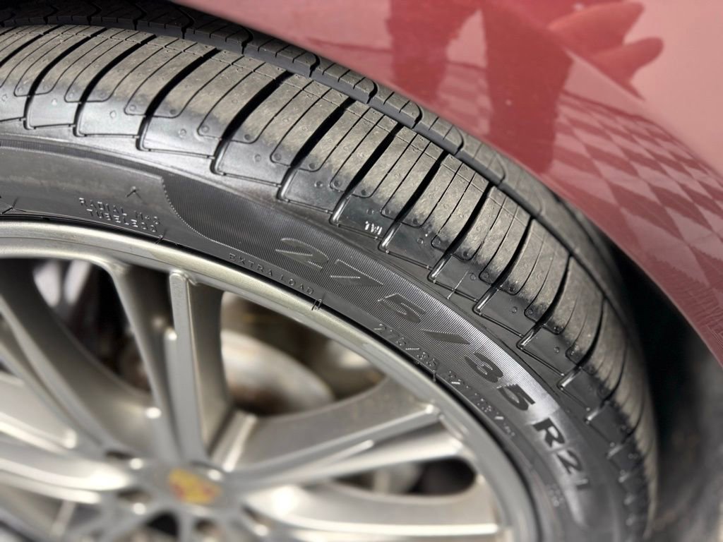 Certified 2019 Porsche Panamera 4 image 16