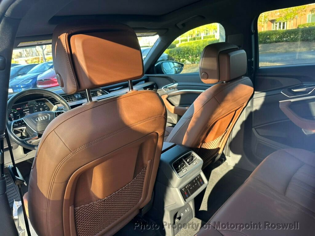 Used 2024 Audi Q8 e-tron Premium image 18