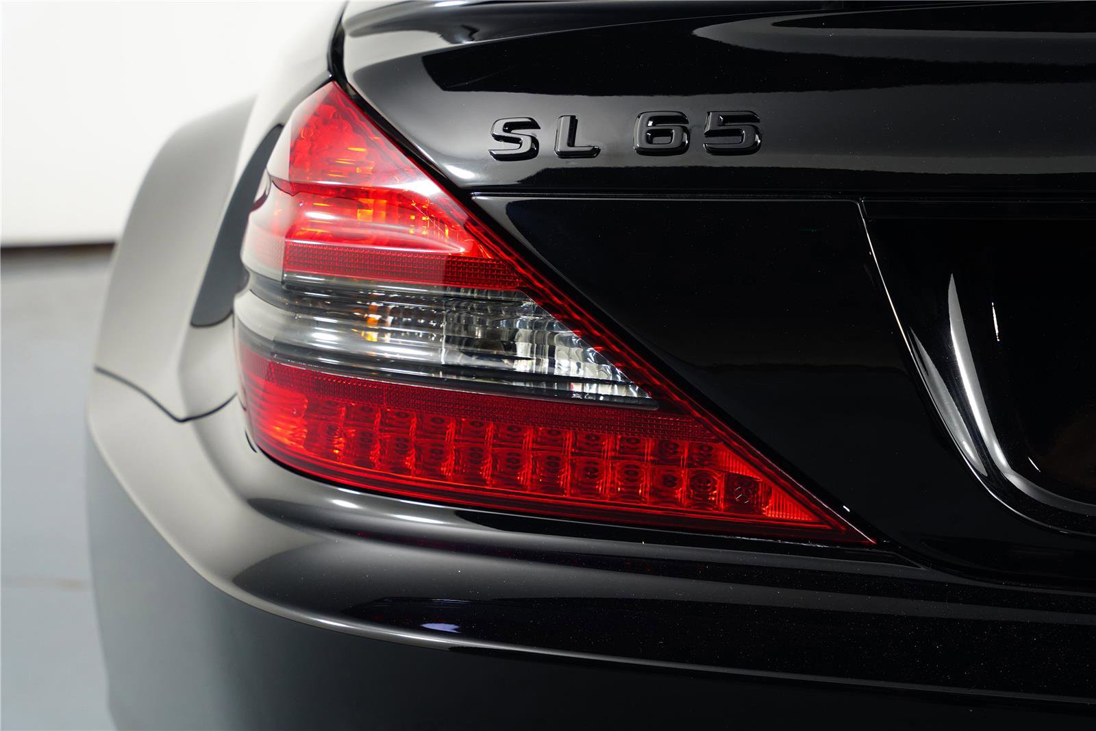 Used 2009 Mercedes-Benz SL 65 AMG image 14