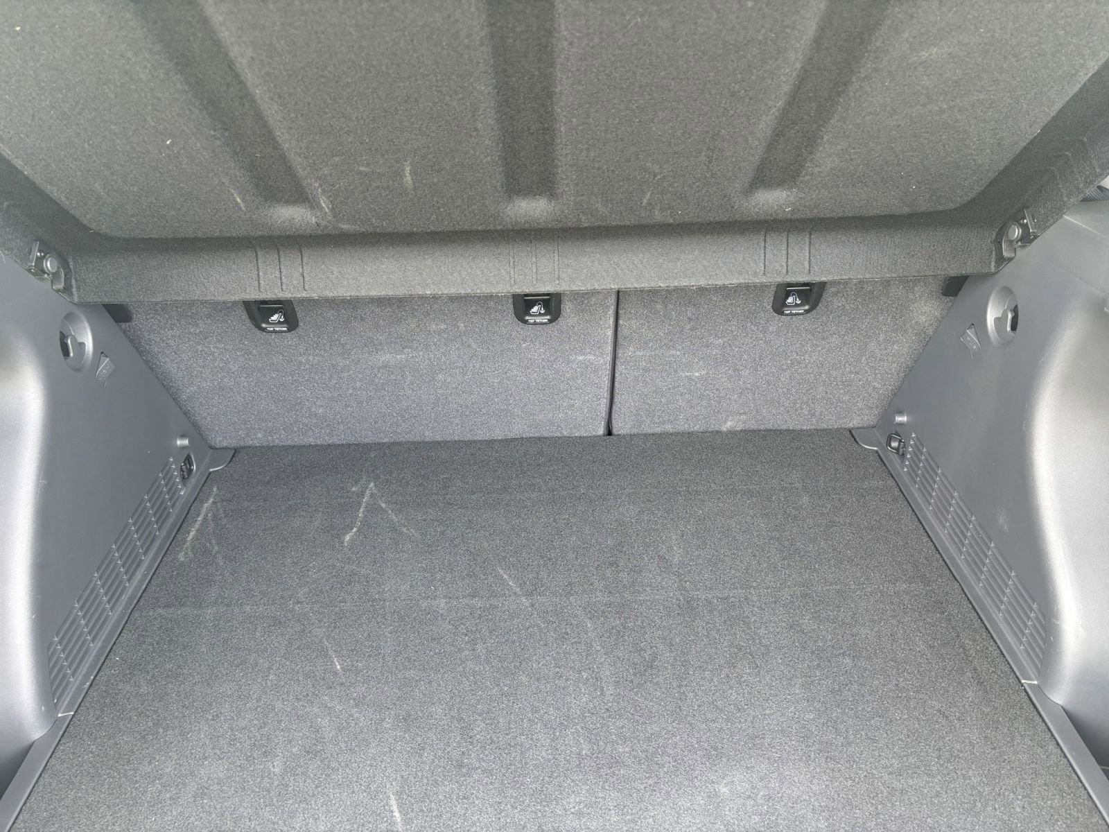 Used 2025 Hyundai Kona SEL FWD image 31