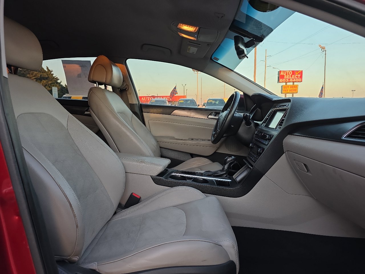 Used 2016 Hyundai Sonata Sport w/ Option Group 02 image 19