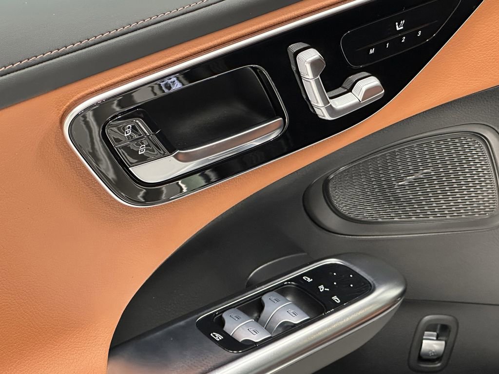 Certified 2022 Mercedes-Benz C 300 Sedan image 11