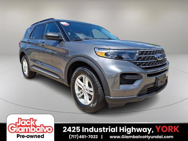 Used 2022 Ford Explorer XLT w/ Class IV Trailer Tow Package AWD/4WD image 1