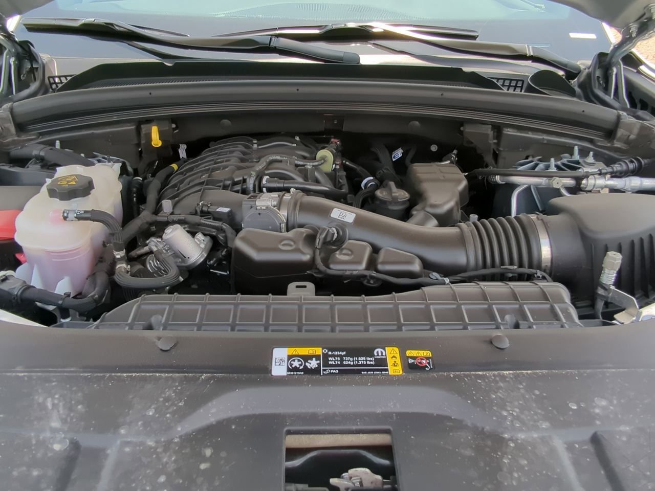 Used 2025 Jeep Grand Cherokee L Limited w/ Black Appearance Package image 33