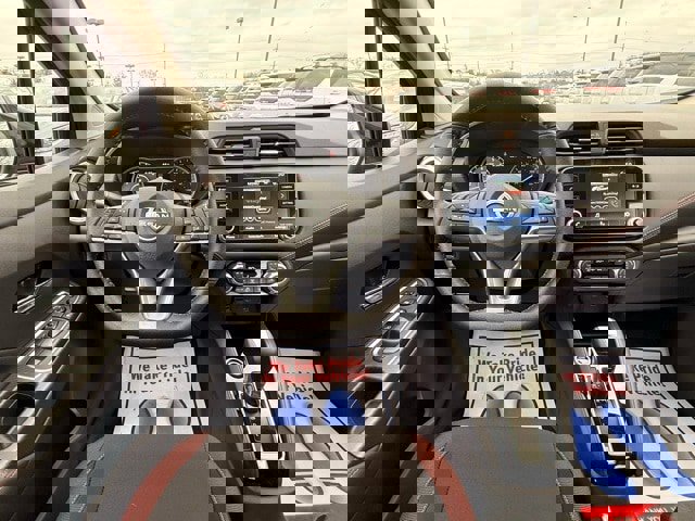 New 2025 Nissan Versa SR w/ Trunk Package image 18