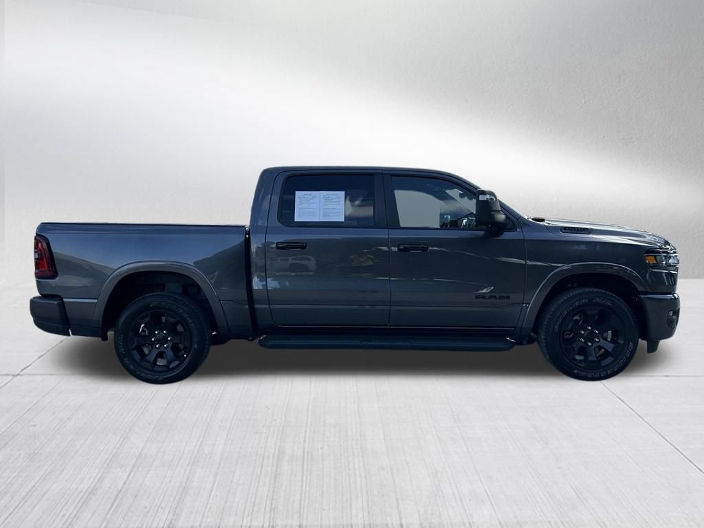 Used 2025 RAM 1500 Big Horn AWD/4WD image 3