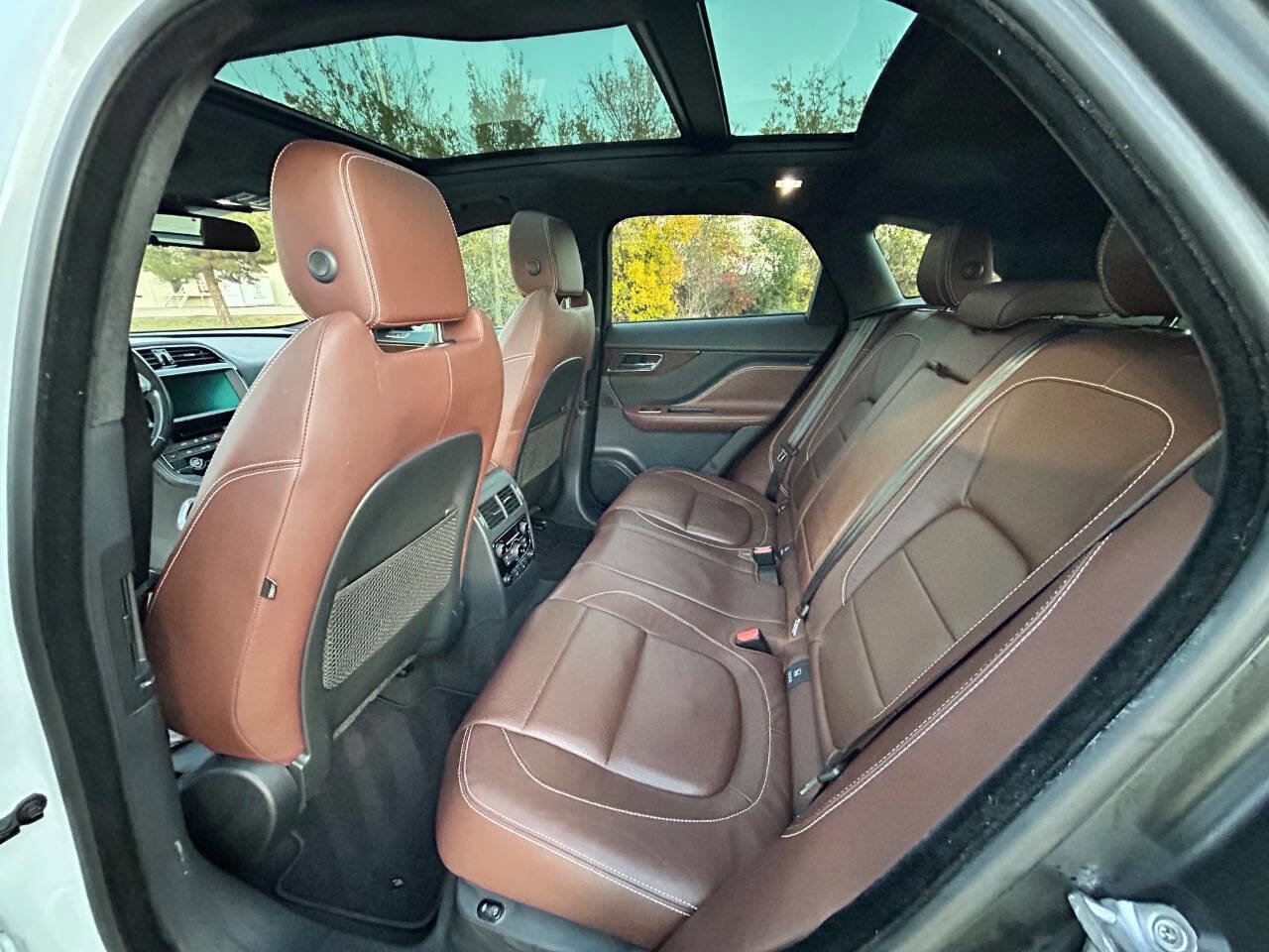 Used 2017 Jaguar F-PACE S image 13