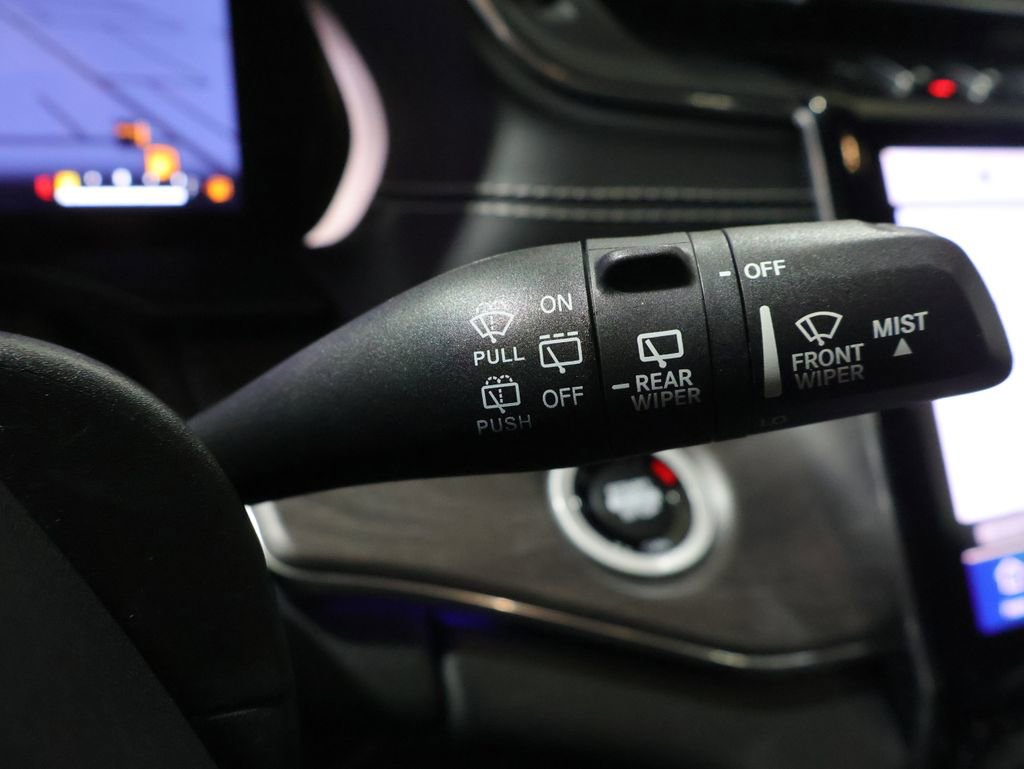 Used 2022 Jeep Grand Cherokee L Overland w/ Advanced Protech Group III AWD/4WD image 38