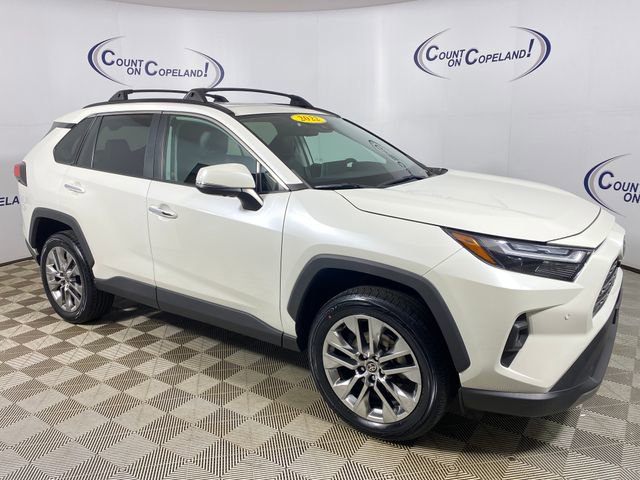 Certified 2022 Toyota RAV4 Limited AWD/4WD image 1