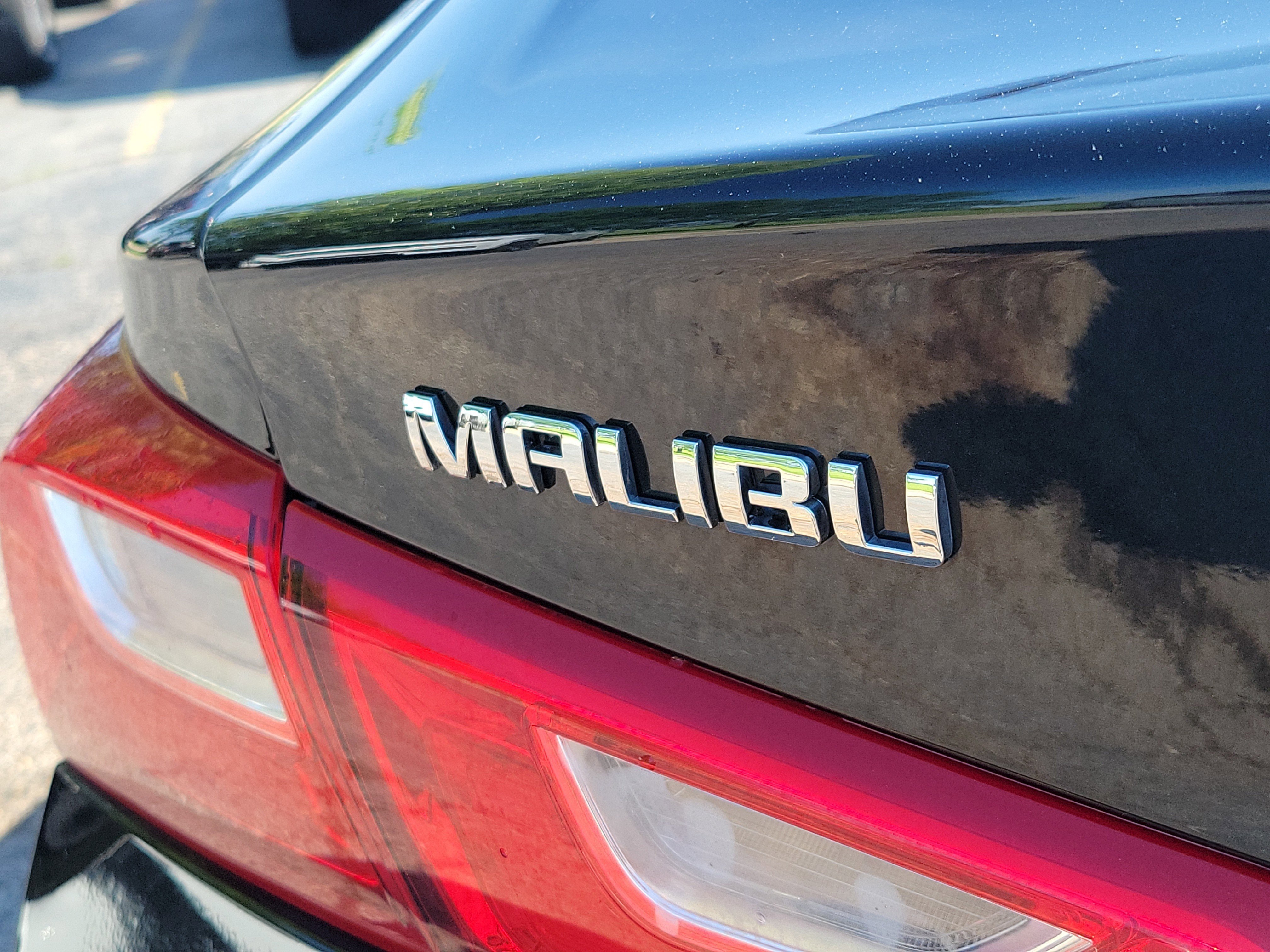 Used 2024 Chevrolet Malibu LT FWD image 8