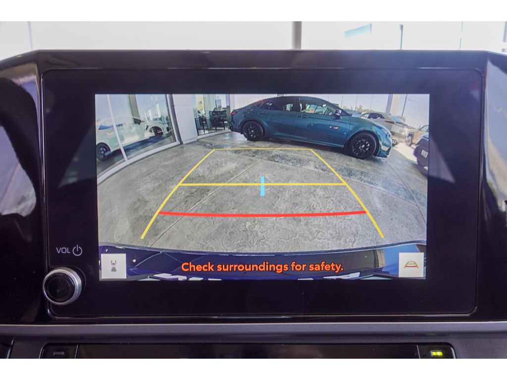 Used 2025 Toyota Camry LE FWD image 20