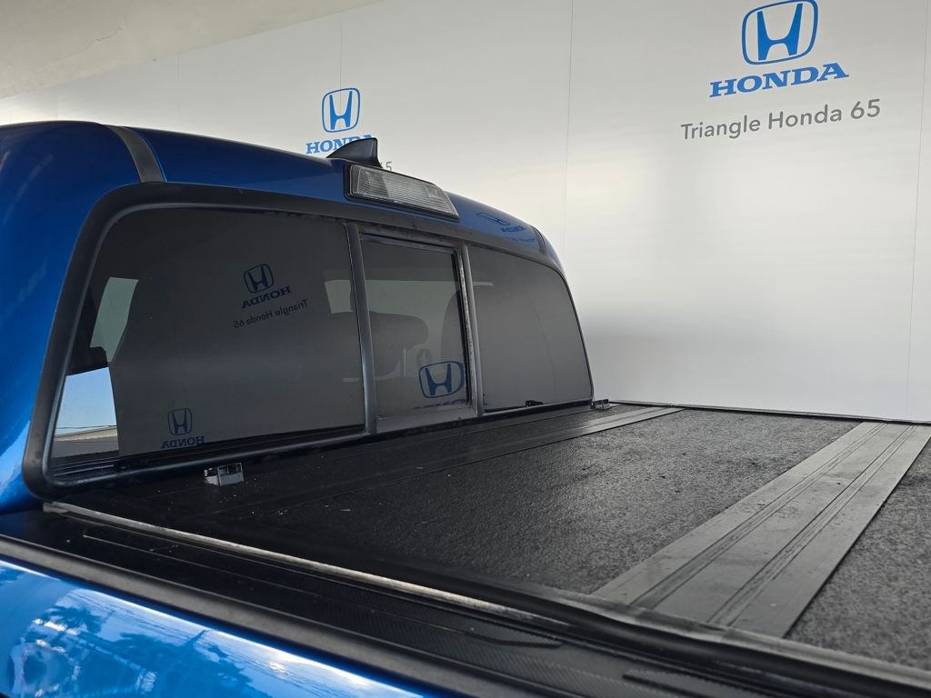 Used 2016 Toyota Tacoma SR5 image 28