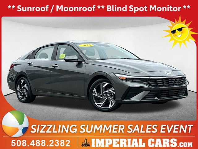 Used 2025 Hyundai Elantra SEL FWD image 1
