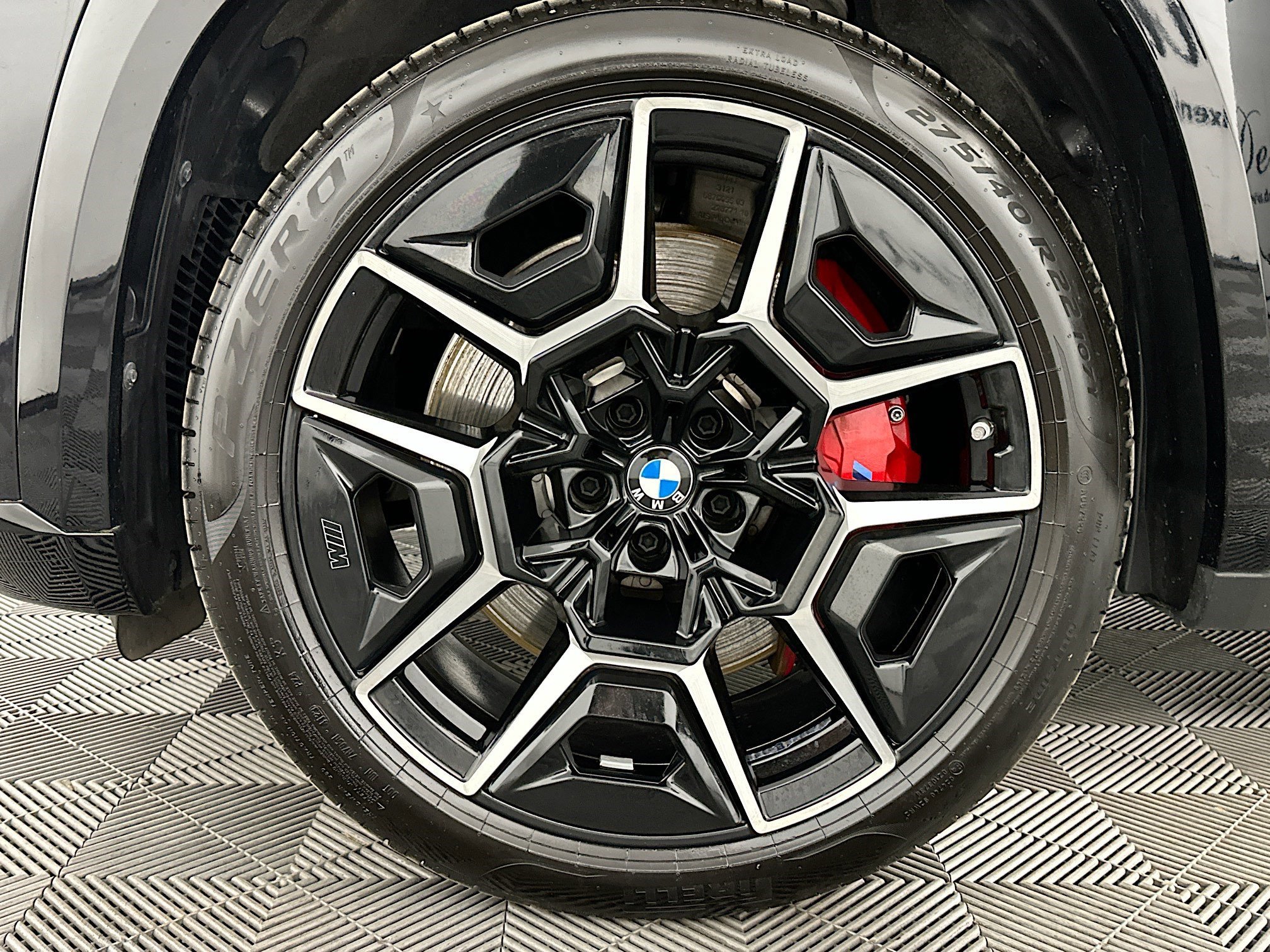 Used 2023 BMW XM w/ M Driver's Package image 36