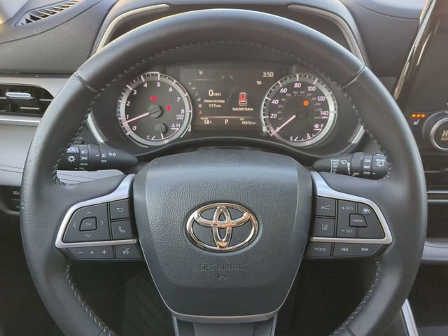 Used 2023 Toyota Highlander XLE image 34