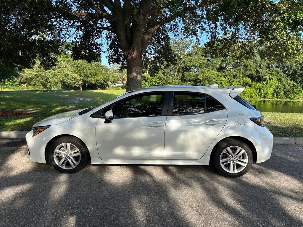 Used 2019 Toyota Corolla SE FWD image 3