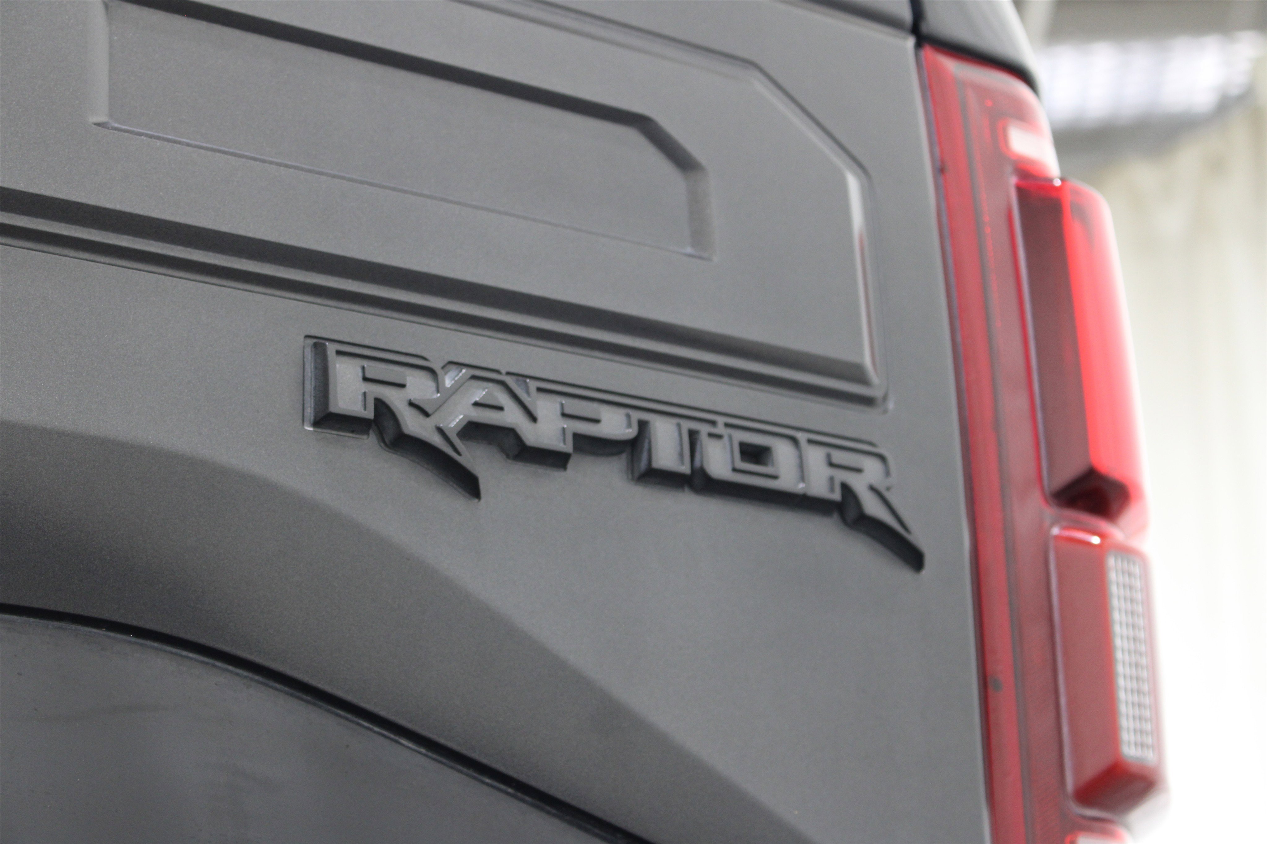 Used 2018 Ford F150 Raptor w/ Equipment Group 802A Luxury image 30