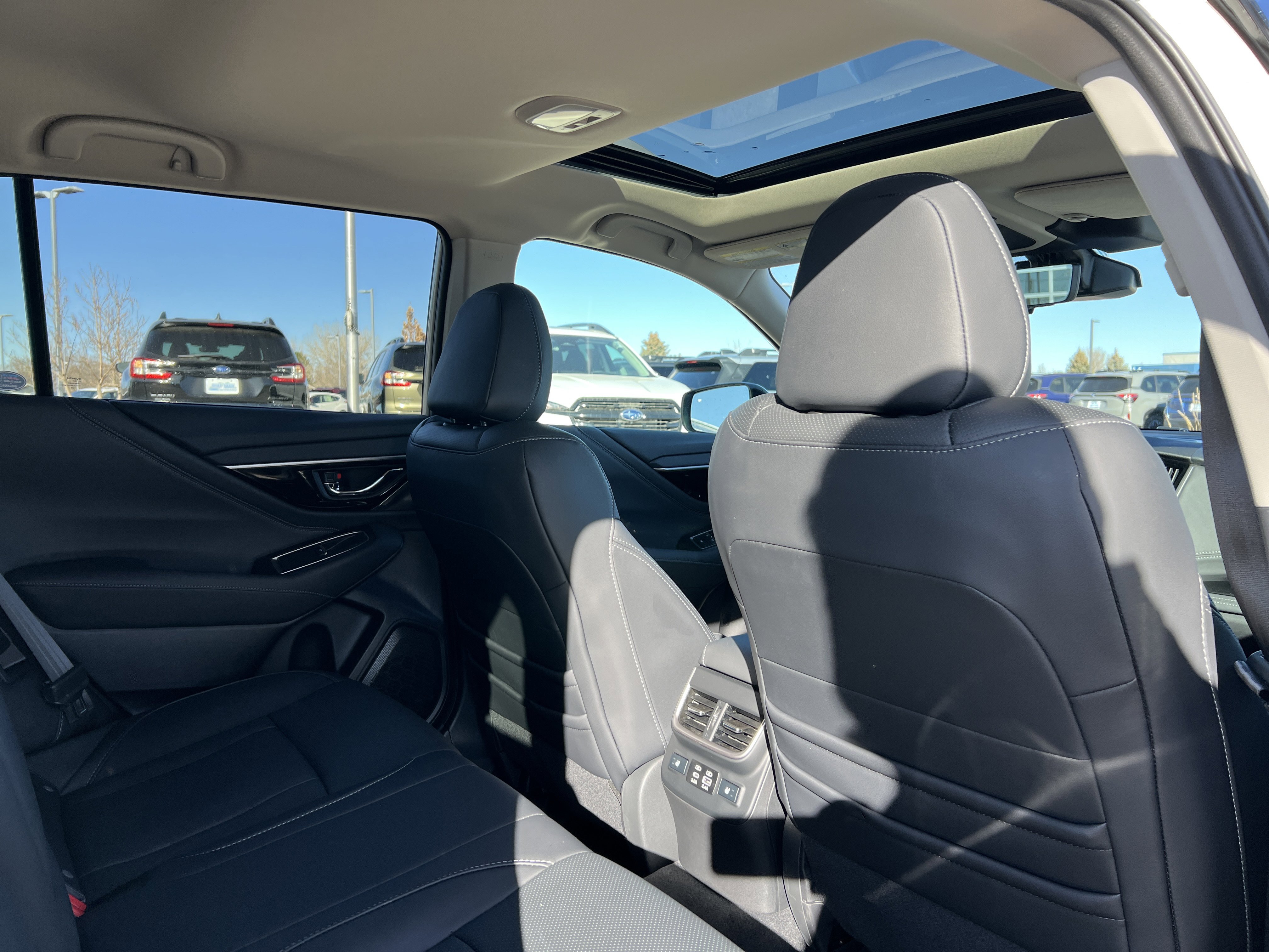 Used 2025 Subaru Outback Touring XT image 18