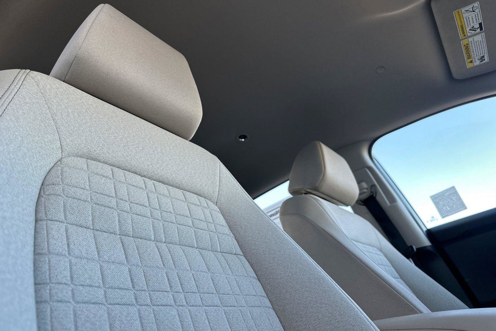 Certified 2025 Honda HR-V LX image 16