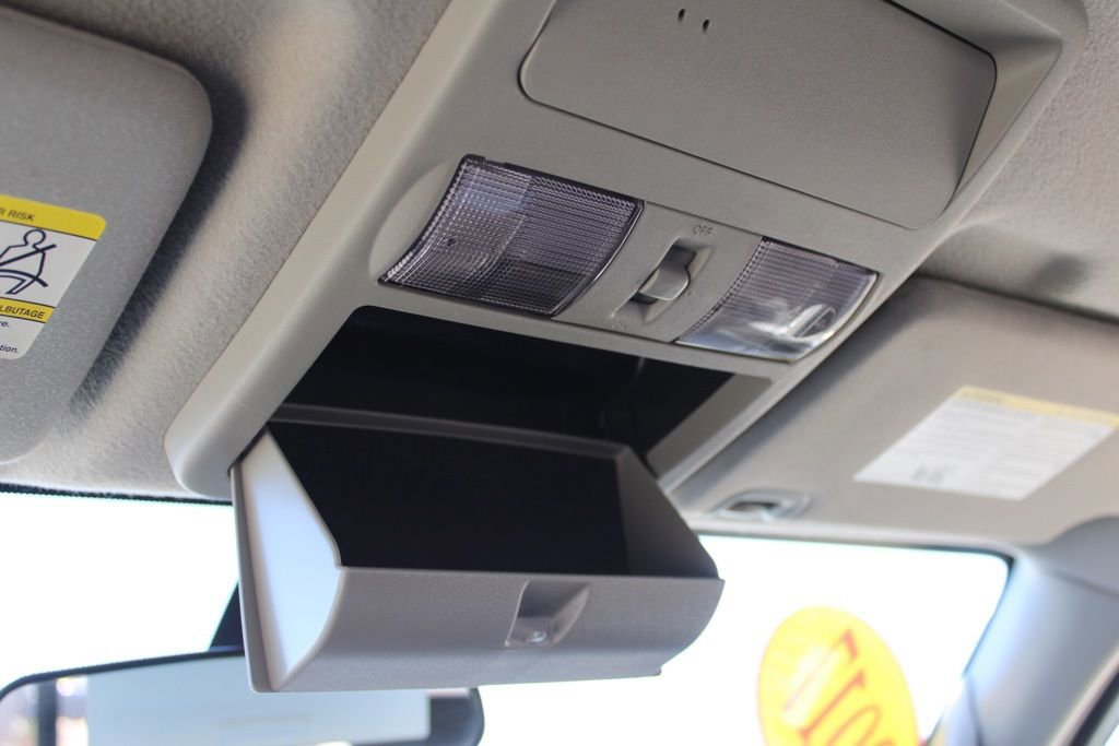 Used 2017 Nissan Frontier SV image 35