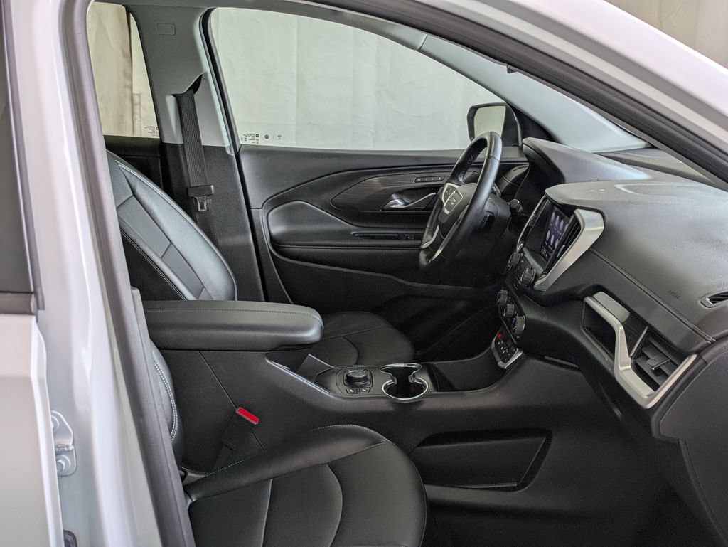 Used 2023 GMC Terrain SLT AWD/4WD image 8
