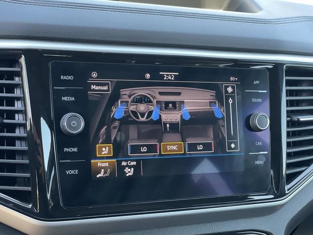 Used 2022 Volkswagen Atlas Cross Sport SE w/ Panoramic Sunroof Package FWD image 13
