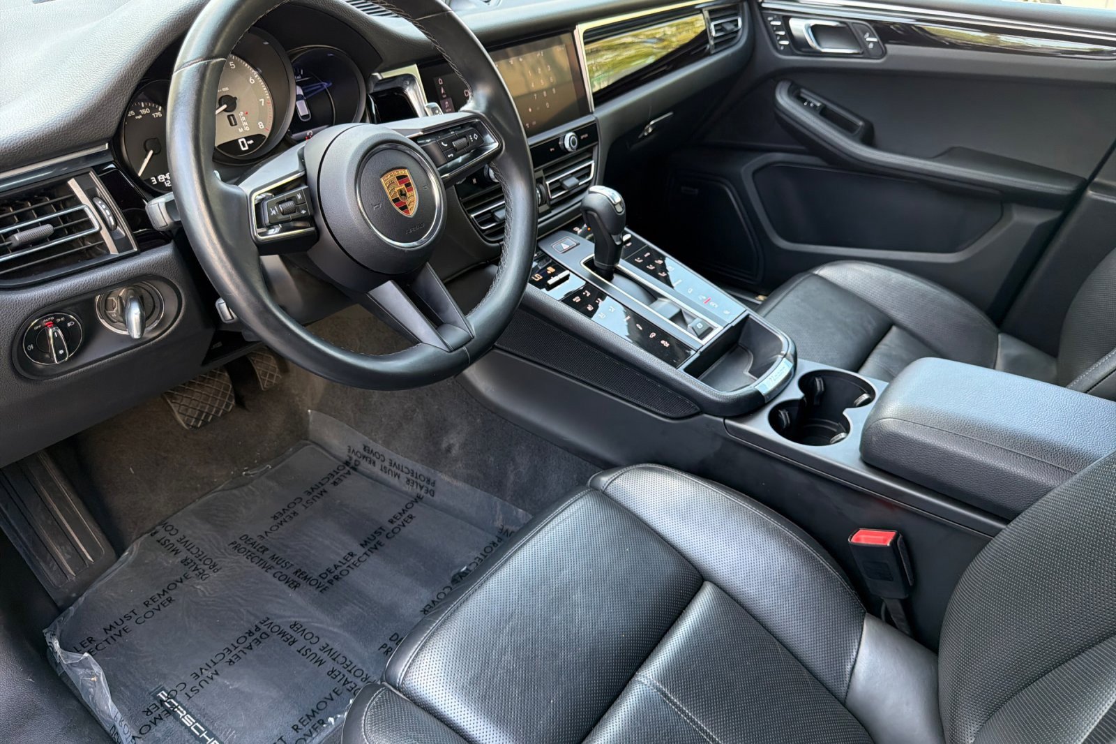 Used 2022 Porsche Macan S w/ Premium Package Plus AWD/4WD image 9
