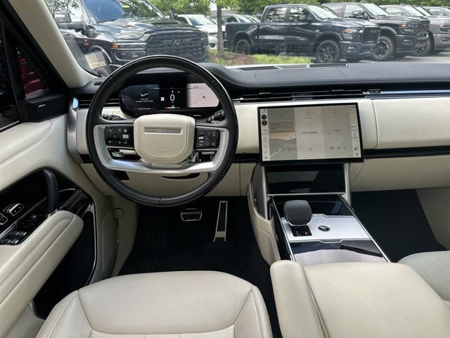 Used 2024 Land Rover Range Rover SE AWD/4WD image 25
