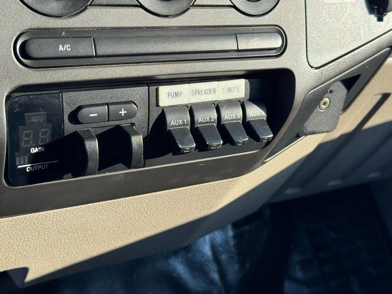 Used 2008 Ford F350 XL image 16